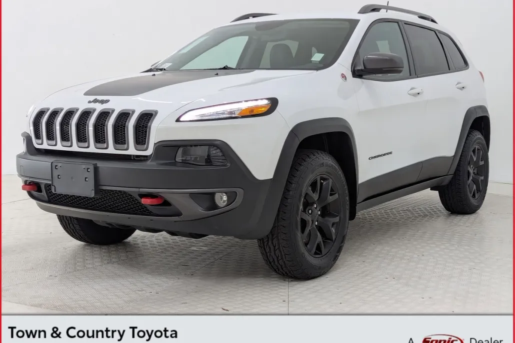 2018 Jeep Cherokee Trailhawk photo 1
