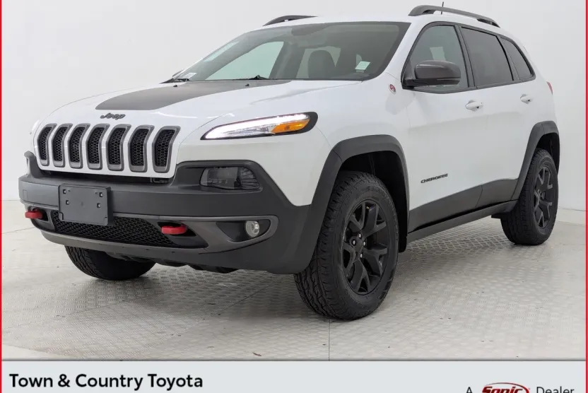 2018 Jeep Cherokee Trailhawk photo 1