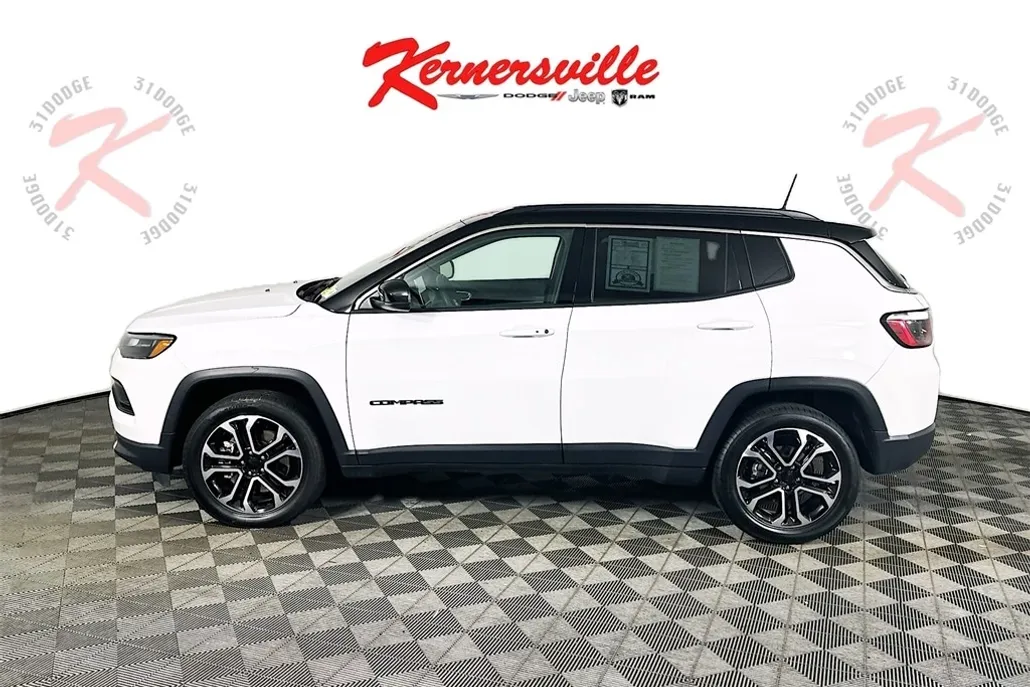2024 Jeep Compass Limited photo 1