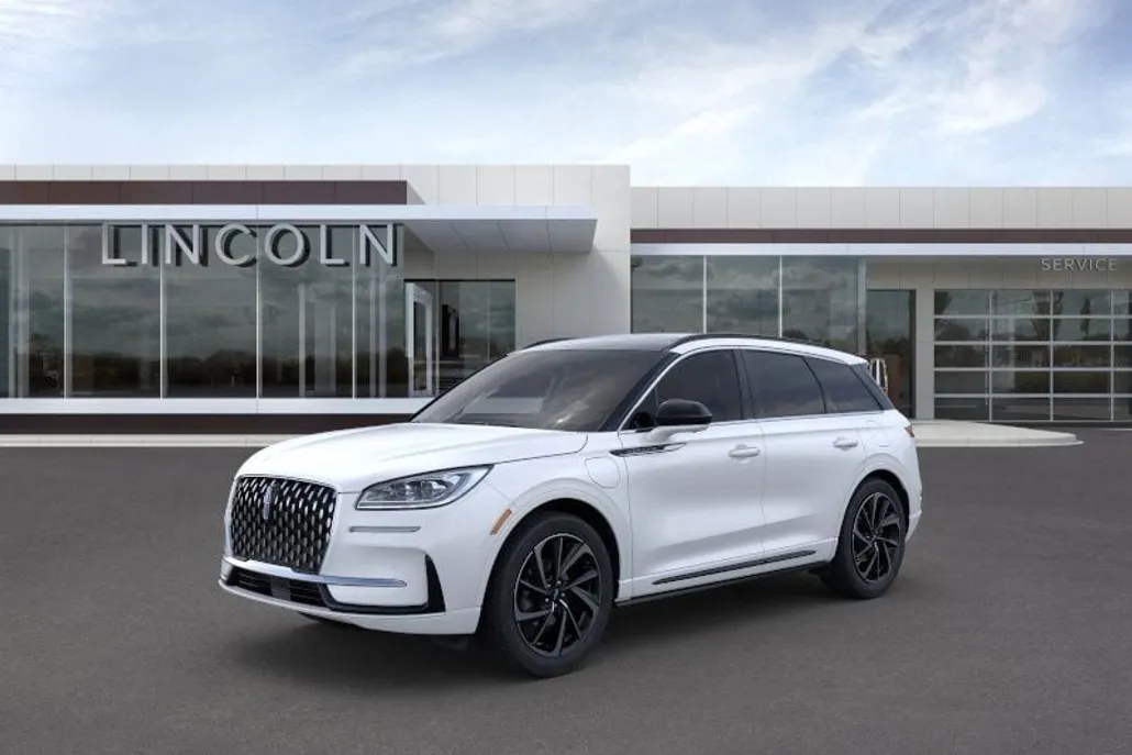 2025 Lincoln Corsair Grand Touring photo 1
