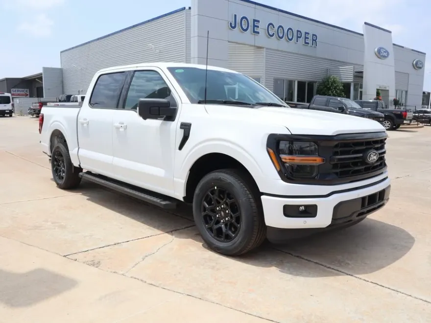 2025 Ford F-150 XLT photo 1