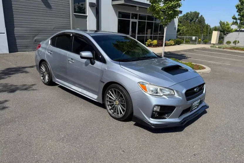 2015 Subaru WRX Premium photo 1