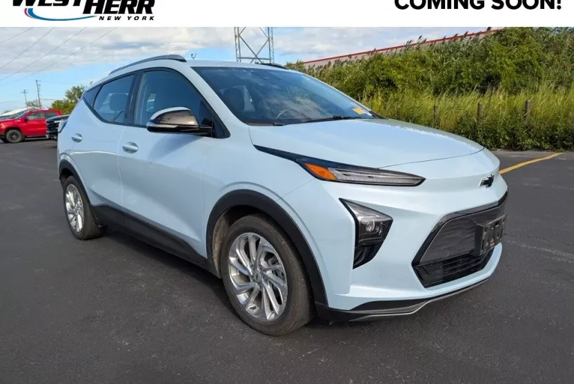 2023 Chevrolet Bolt EUV photo 1