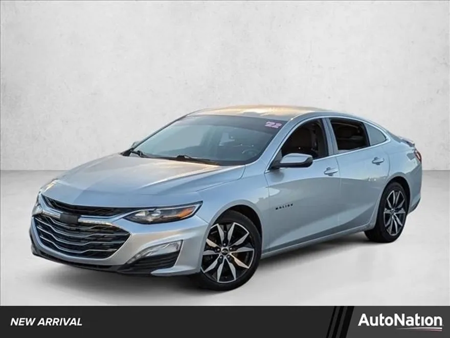 2022 Chevrolet Malibu RS photo 1