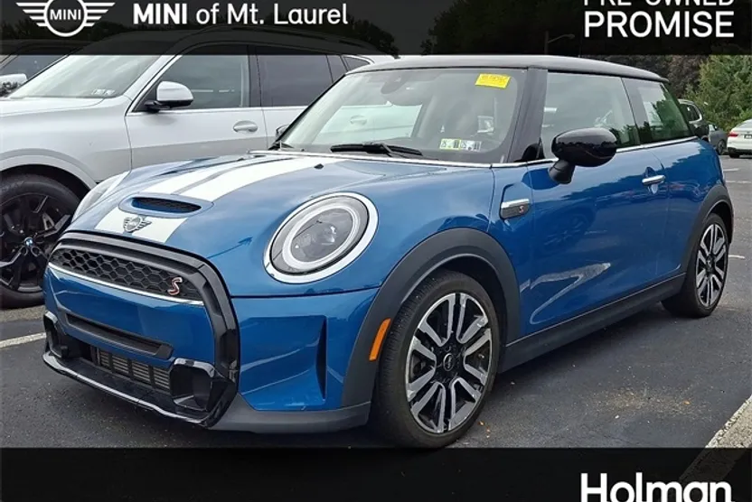 2023 Mini Cooper Hardtop S photo 1