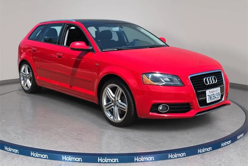 2013 Audi A3 2.0T Premium Plus photo 1