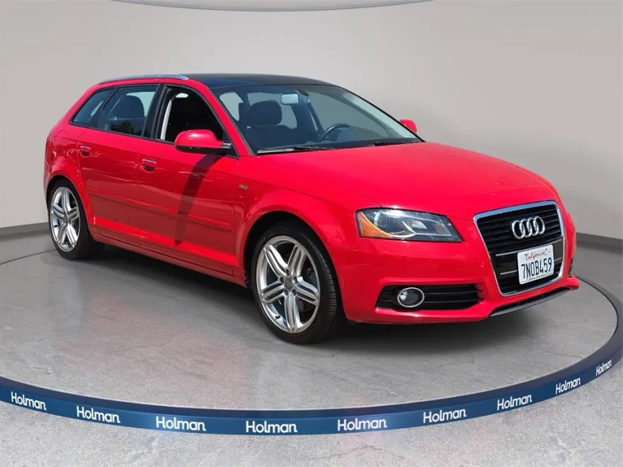 2013 Audi A3 2.0T Premium Plus photo 1