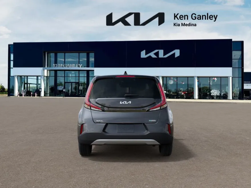 2025 Kia Soul EX photo 1
