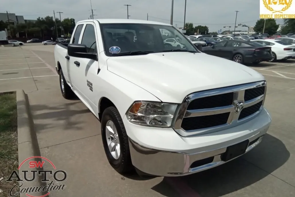 2024 Ram 1500 Classic SLT photo 1
