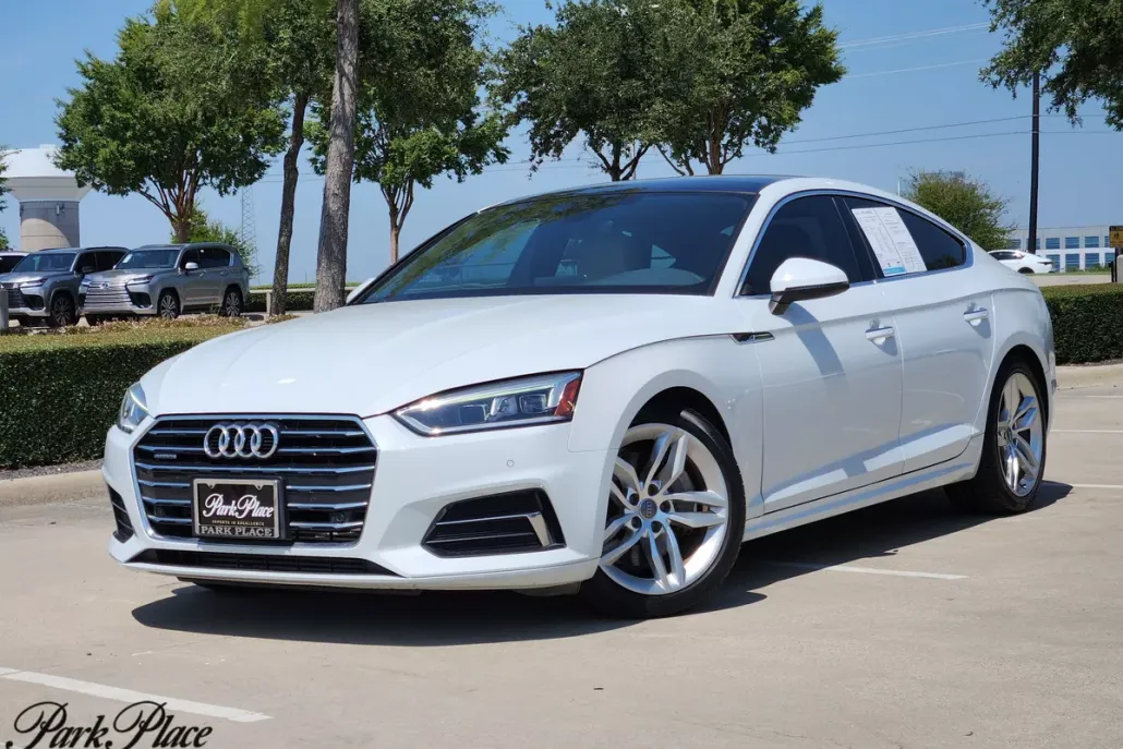 2019 Audi A5 Quattro Premium Plus photo 1