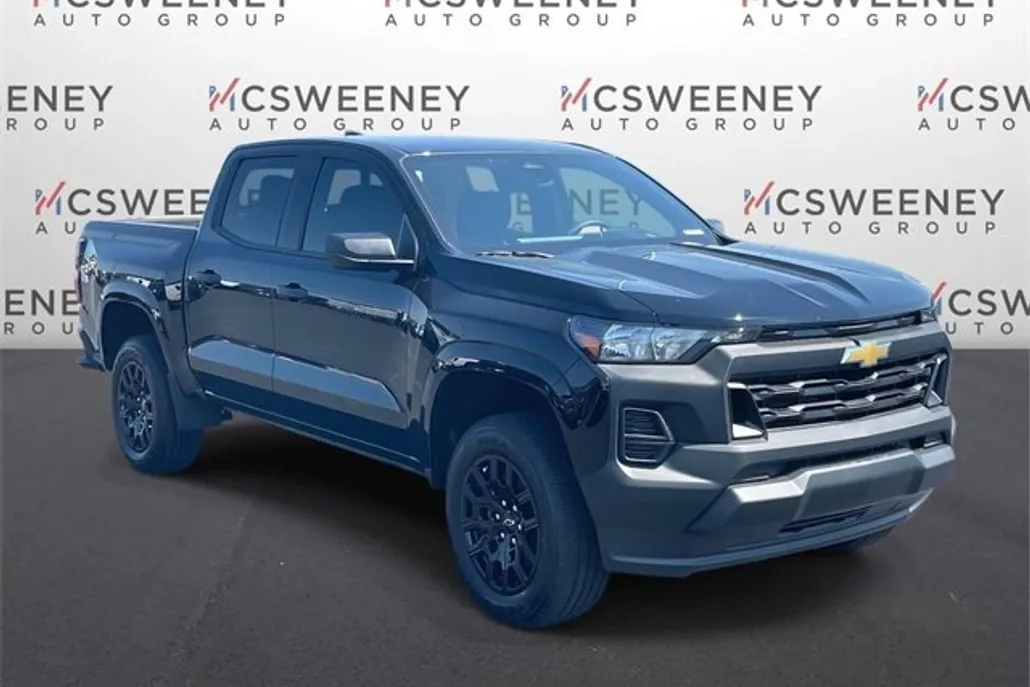 2026 Chevrolet Colorado Work Truck photo 1