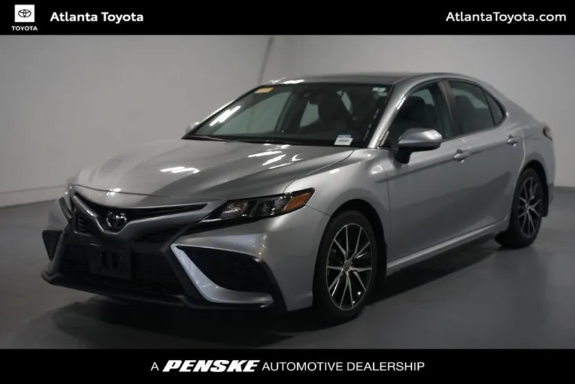 2023 Toyota Camry SE photo 1