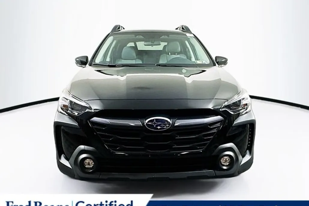 2024 Subaru Outback Premium photo 1