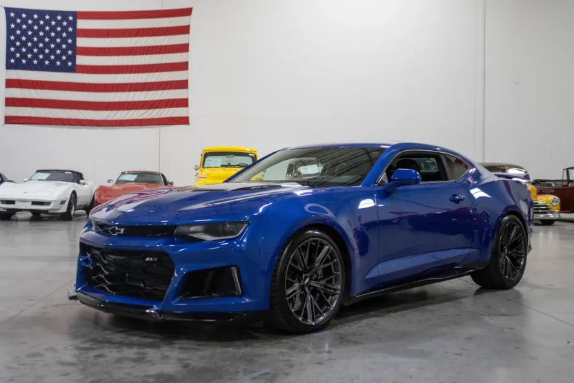 2019 Chevrolet Camaro ZL1 photo 1