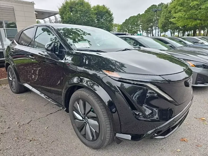 2025 Nissan ARIYA Engage photo 1