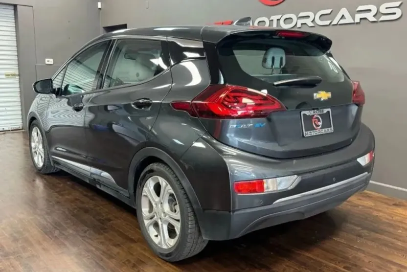 2018 Chevrolet Bolt EV photo 1
