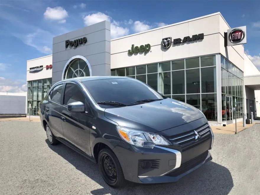 2024 Mitsubishi Mirage G4 LE photo 1