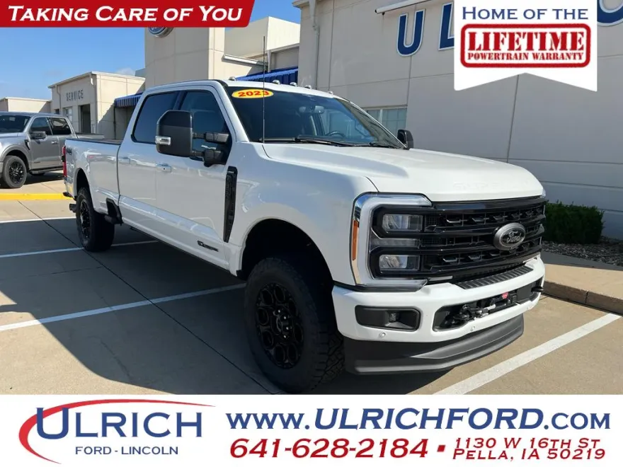 2023 Ford F-350 Lariat photo 1