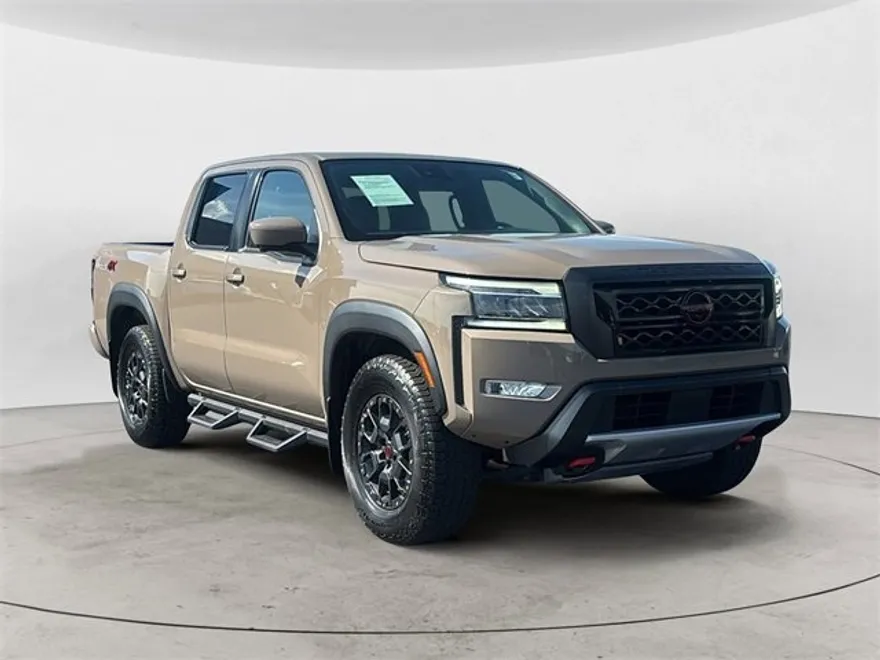 2023 Nissan Frontier PRO-4X photo 1