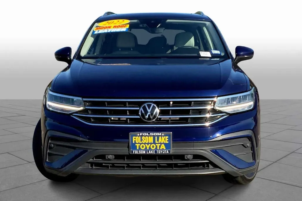 2022 Volkswagen Tiguan SE photo 1