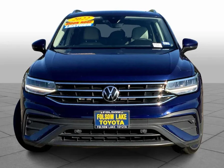 2022 Volkswagen Tiguan SE photo 1