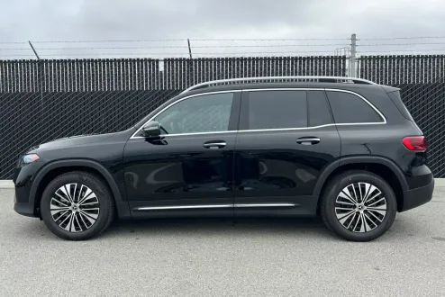 2025 Mercedes Benz EQB 250+ photo 2