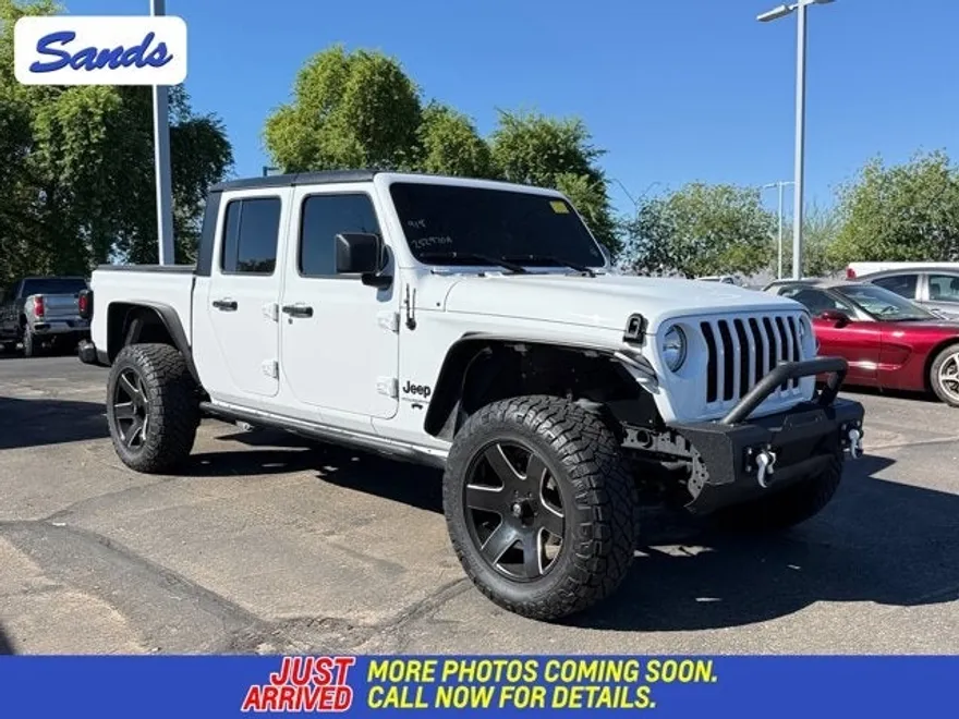 2023 Jeep Gladiator Sport S photo 1