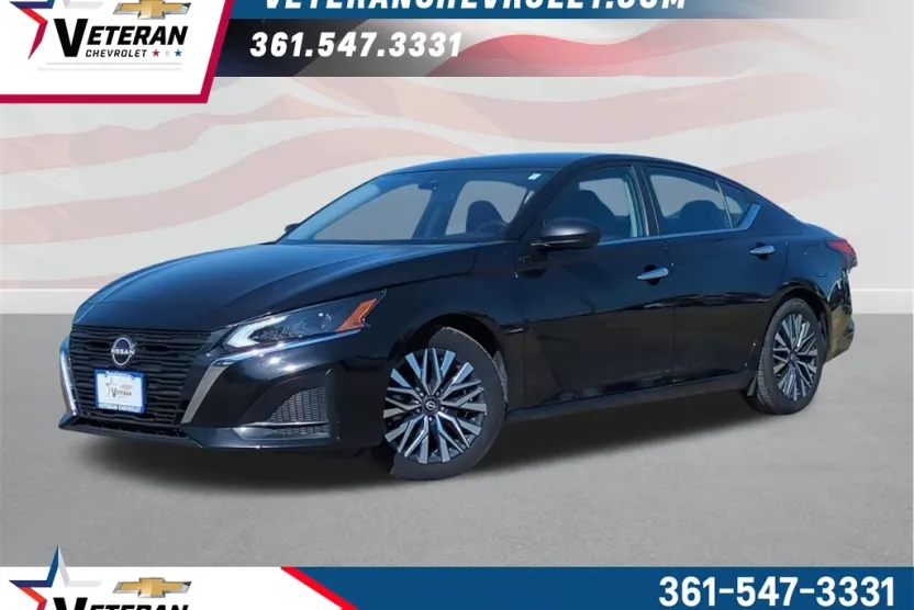 2024 Nissan Altima 2.5 SV photo 1
