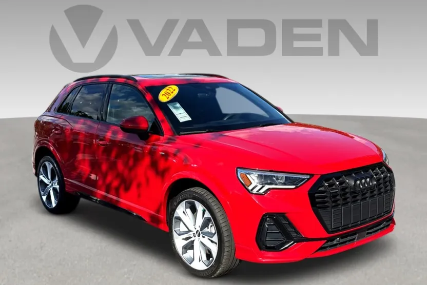 2022 Audi Q3 45 TFSI S line Premium photo 1