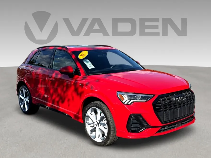 2022 Audi Q3 S line Premium Plus photo 1