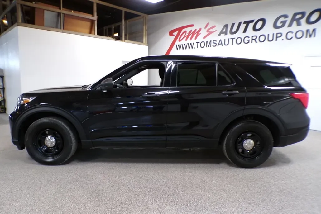 2022 Ford Explorer photo 1