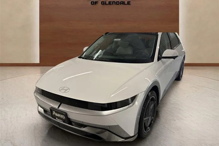 2025 Hyundai Ioniq 5 Limited photo 1