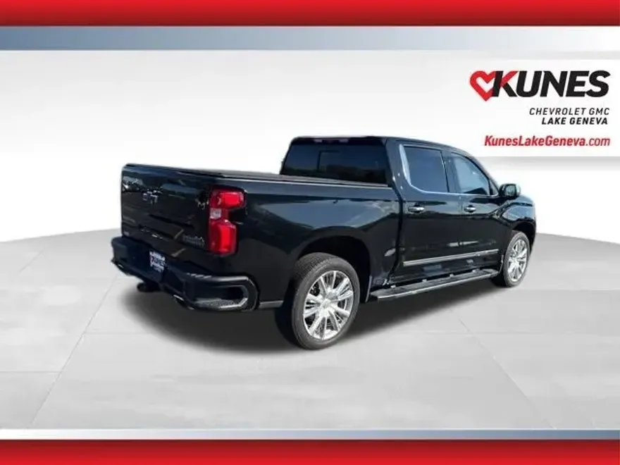 2022 Chevrolet Silverado 1500 High Country photo 1