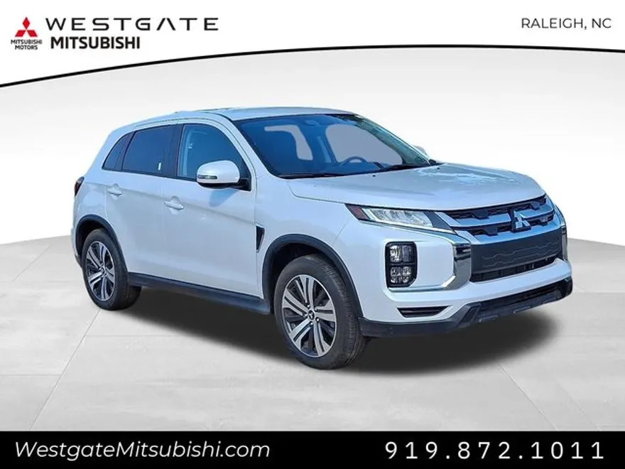 2023 Mitsubishi Outlander Sport SE photo 1