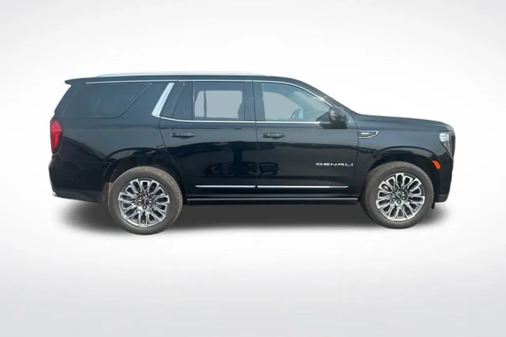 2023 Gmc Yukon Denali Ultimate photo 1