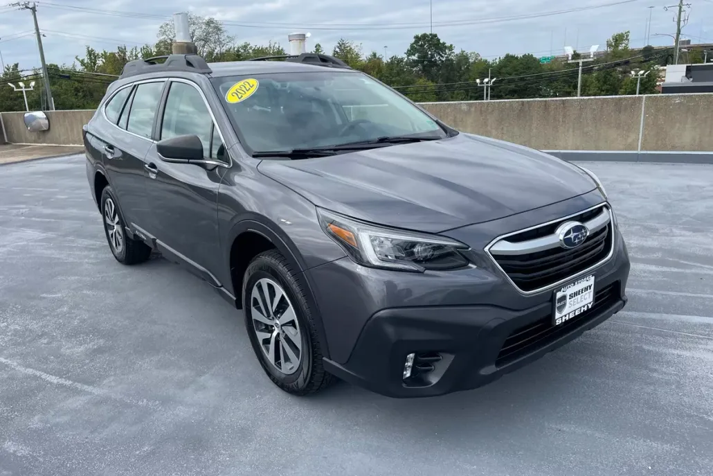 2022 Subaru Outback 2.5i photo 1