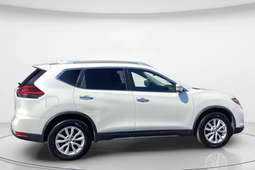 2020 Nissan Rogue S AWD photo 1