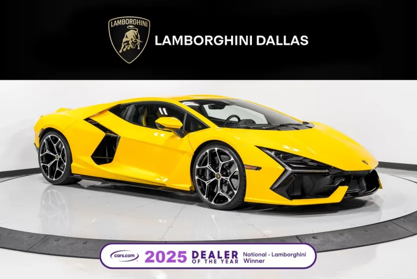 2024 Lamborghini Revuelto photo 1