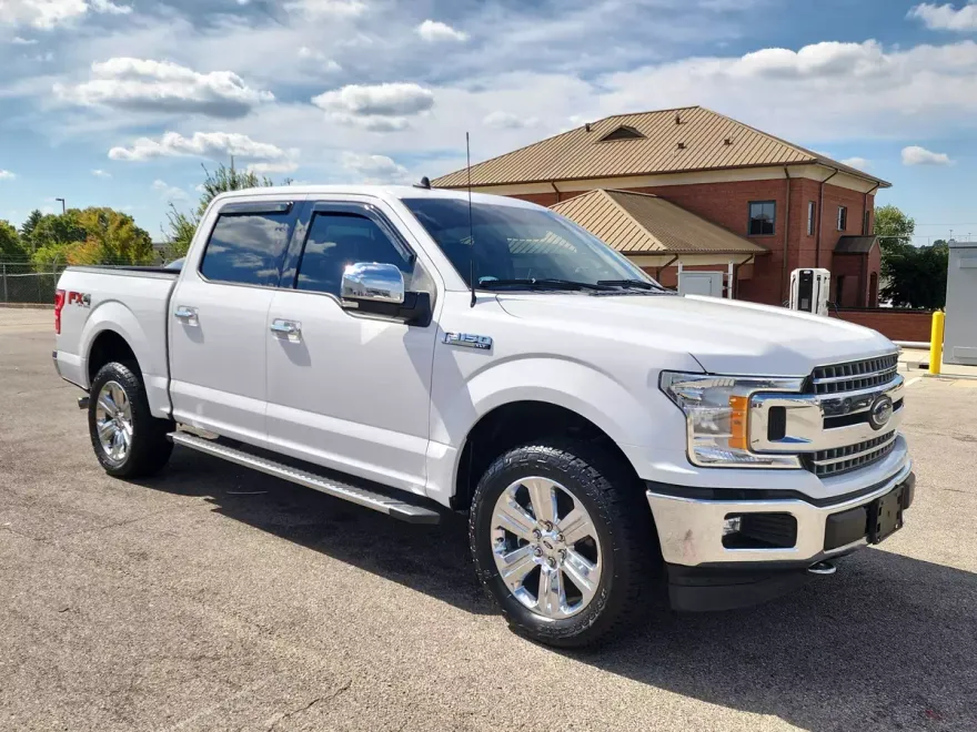 2020 Ford F-150 XLT photo 1