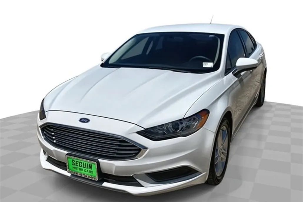 2018 Ford Fusion SE photo 1