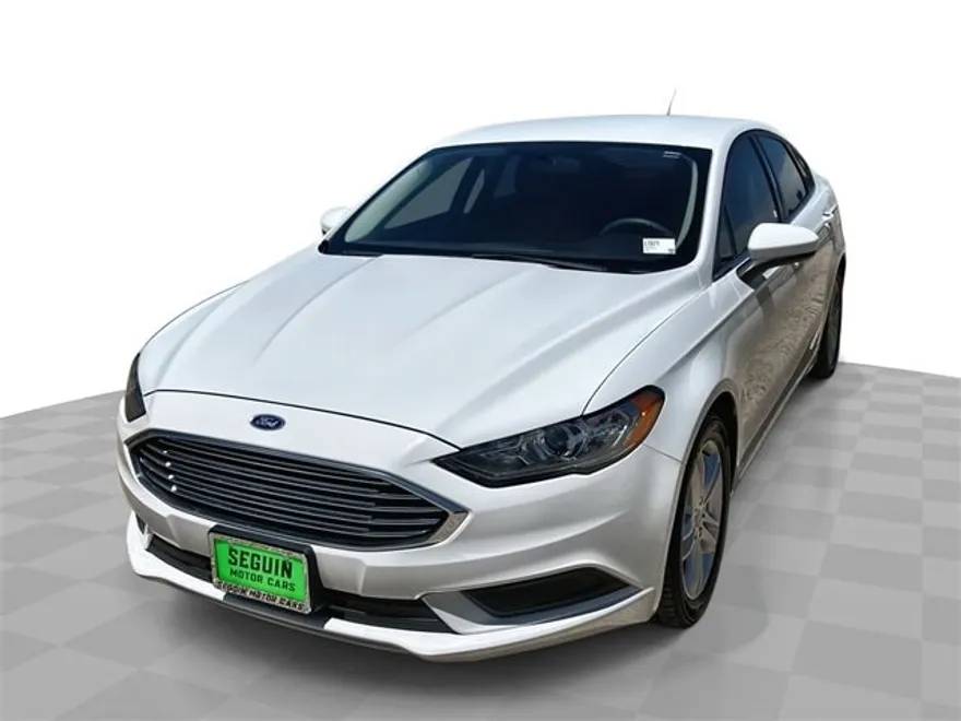 2018 Ford Fusion SE photo 1