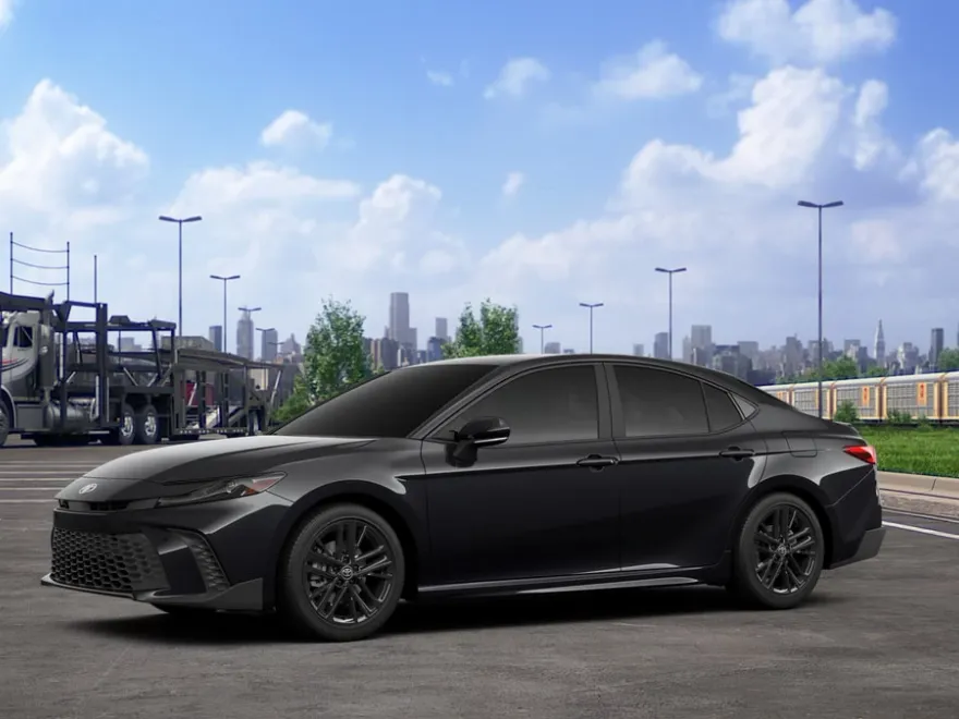 2026 Toyota Camry SE photo 1