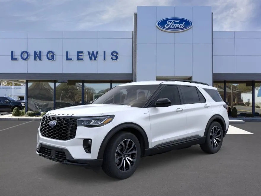 2025 Ford Explorer ST-Line photo 1