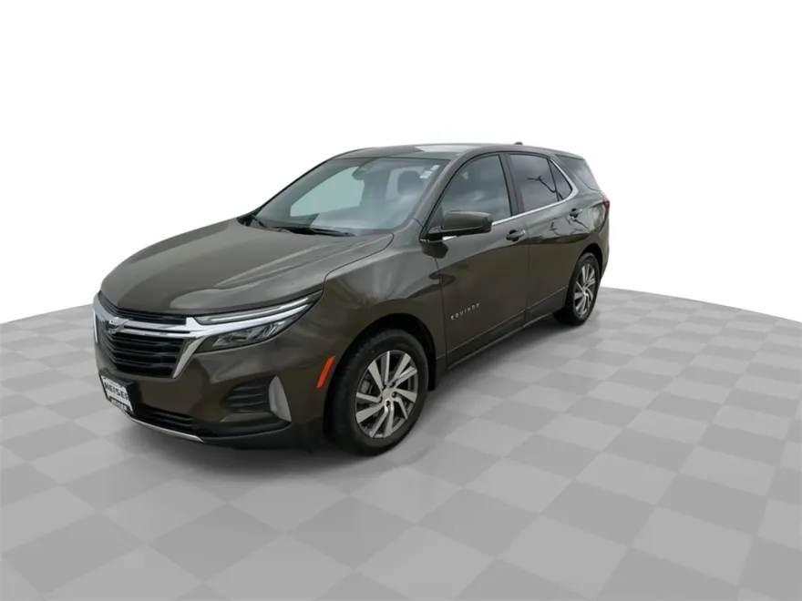 2023 Chevrolet Equinox LT photo 1