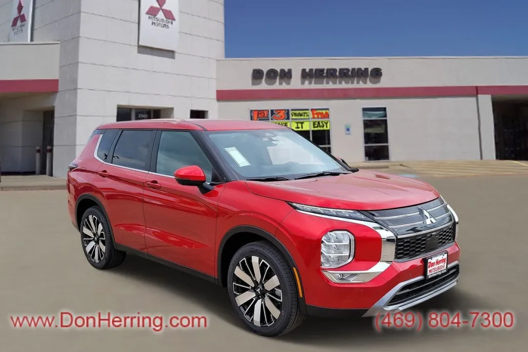 2025 Mitsubishi Outlander SE photo 1