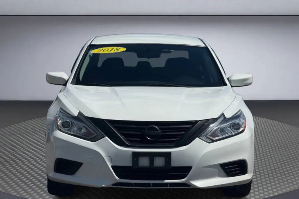 2018 Nissan Altima 2.5 S photo 1