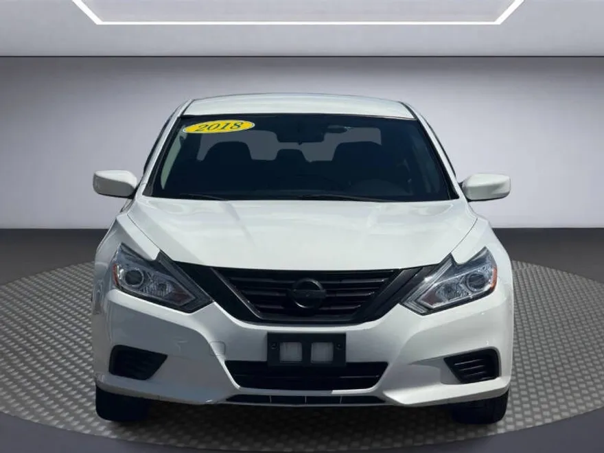 2018 Nissan Altima 2.5 S photo 1