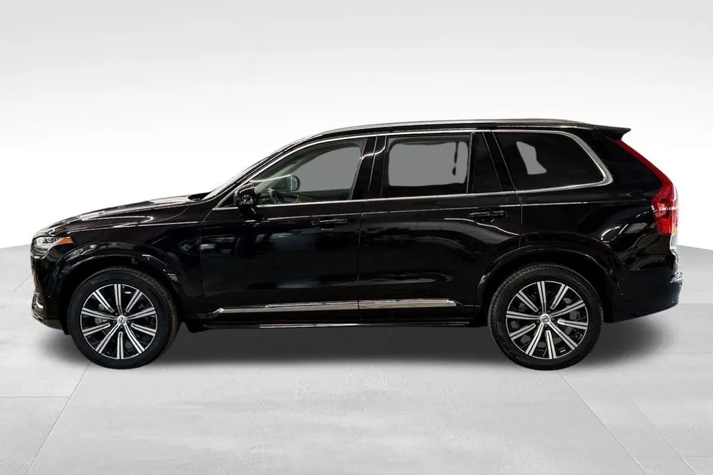 2024 Volvo XC90 Plus photo 1