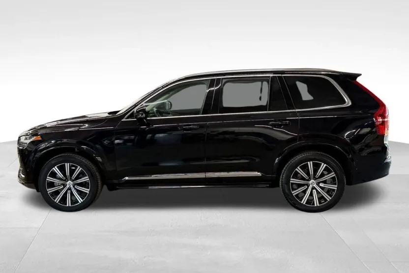 2024 Volvo XC90 Plus photo 1