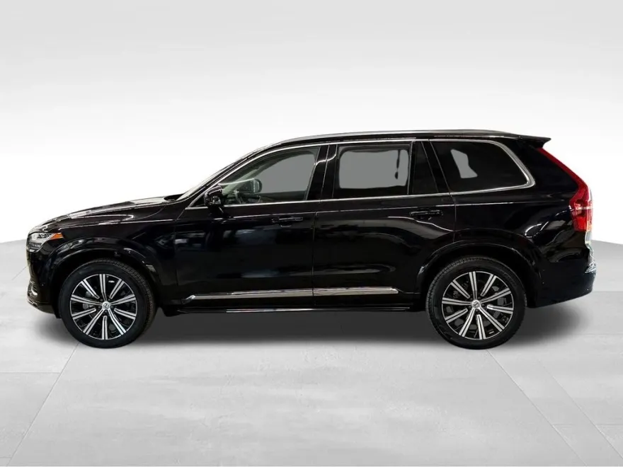 2024 Volvo XC90 Plus photo 1